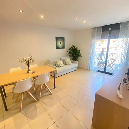 Tokyo - Modern With Parking & Swimming Pool Lloret de Mar