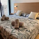 Apartment Tokyo - Modern With Parking & Swimming Pool