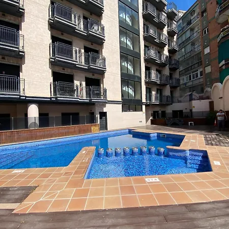 Tokyo - Modern With Parking & Swimming Pool Apartman *