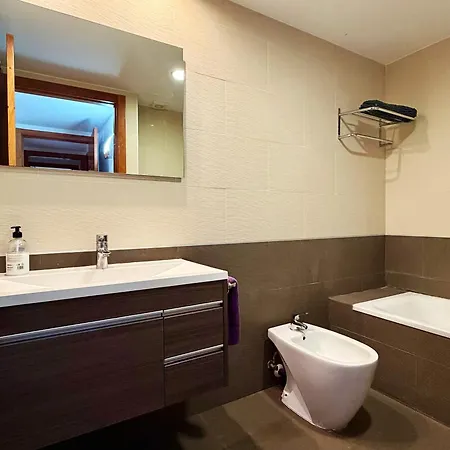 Tokyo - Modern With Parking & Swimming Pool * Lloret de Mar