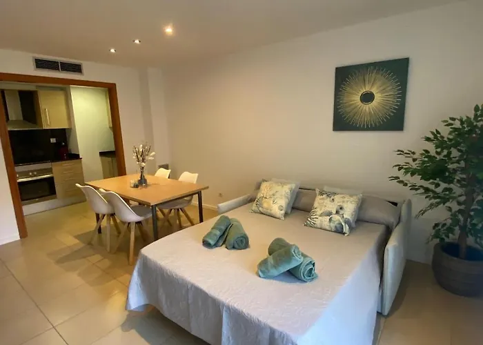 Apartment Tokyo - Modern With Parking & Swimming Pool Lloret de Mar