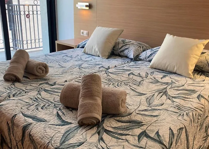 Appartement Tokyo - Modern With Parking & Swimming Pool