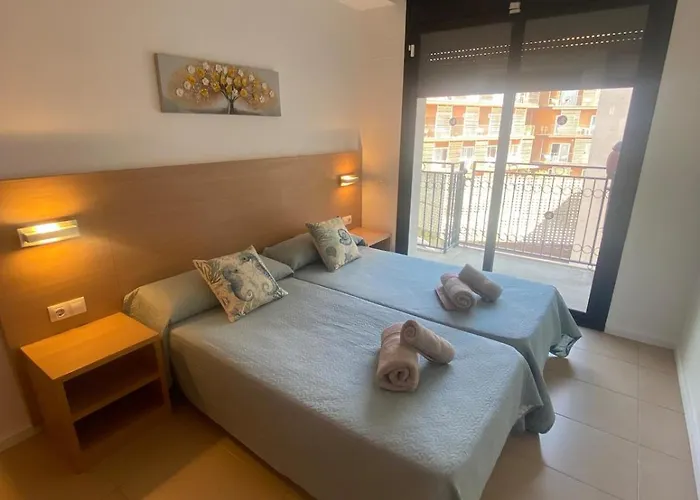 Tokyo - Modern With Parking & Swimming Pool Apartment *