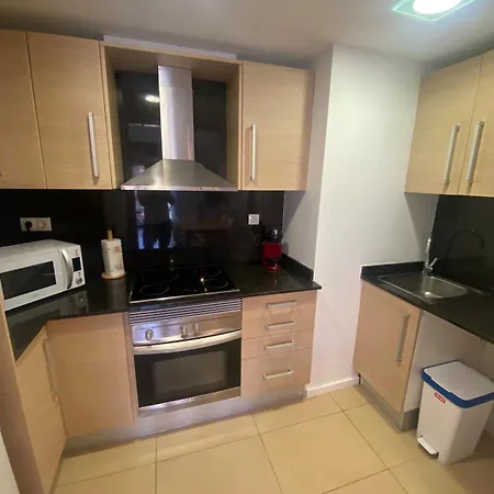 Tokyo - Modern With Parking & Swimming Pool Appartement *